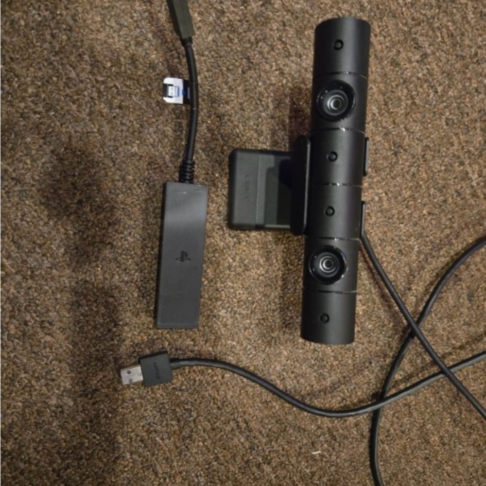 PS VR Headset & games - Picture 3 of 6